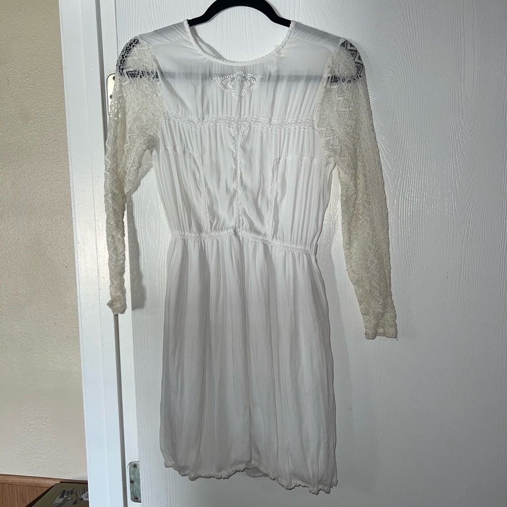 Forever 21 White Lace Dress